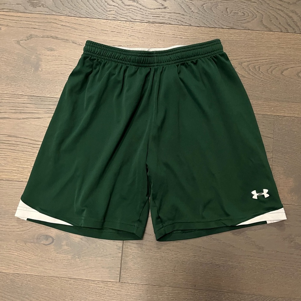 Underarmour youth athletic shorts sz 10/12 NWT ret $92